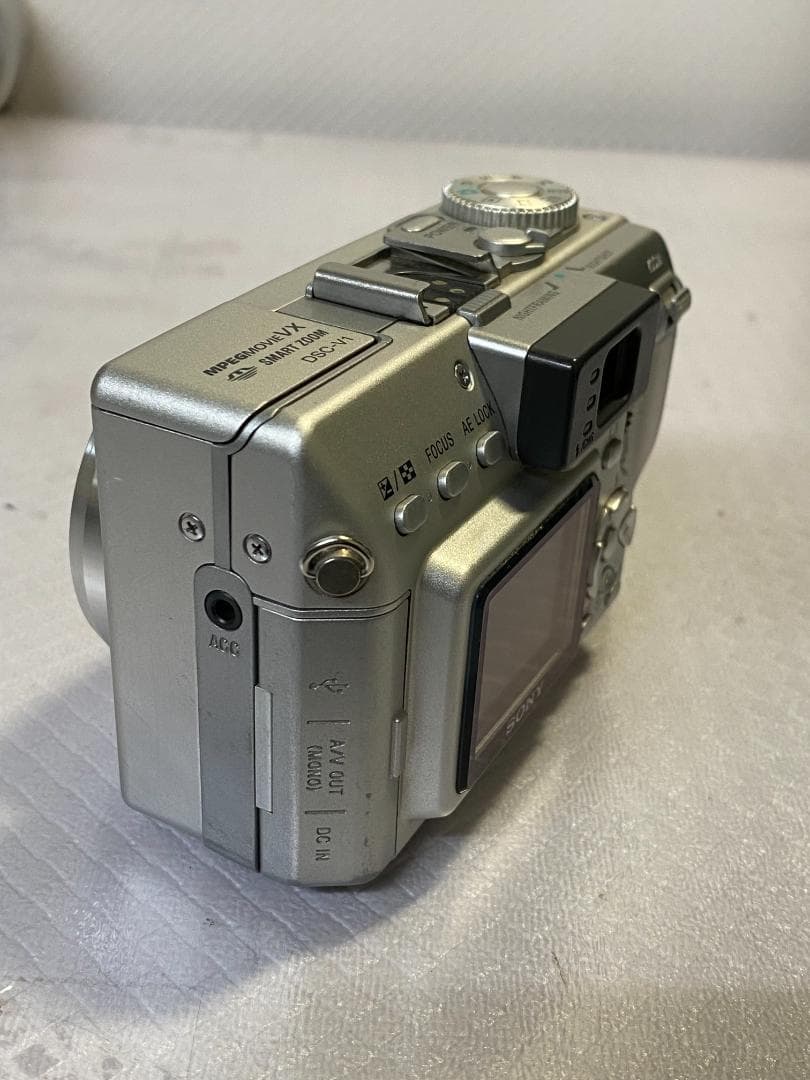 デジタルカメラ SONY DSC-V1#881