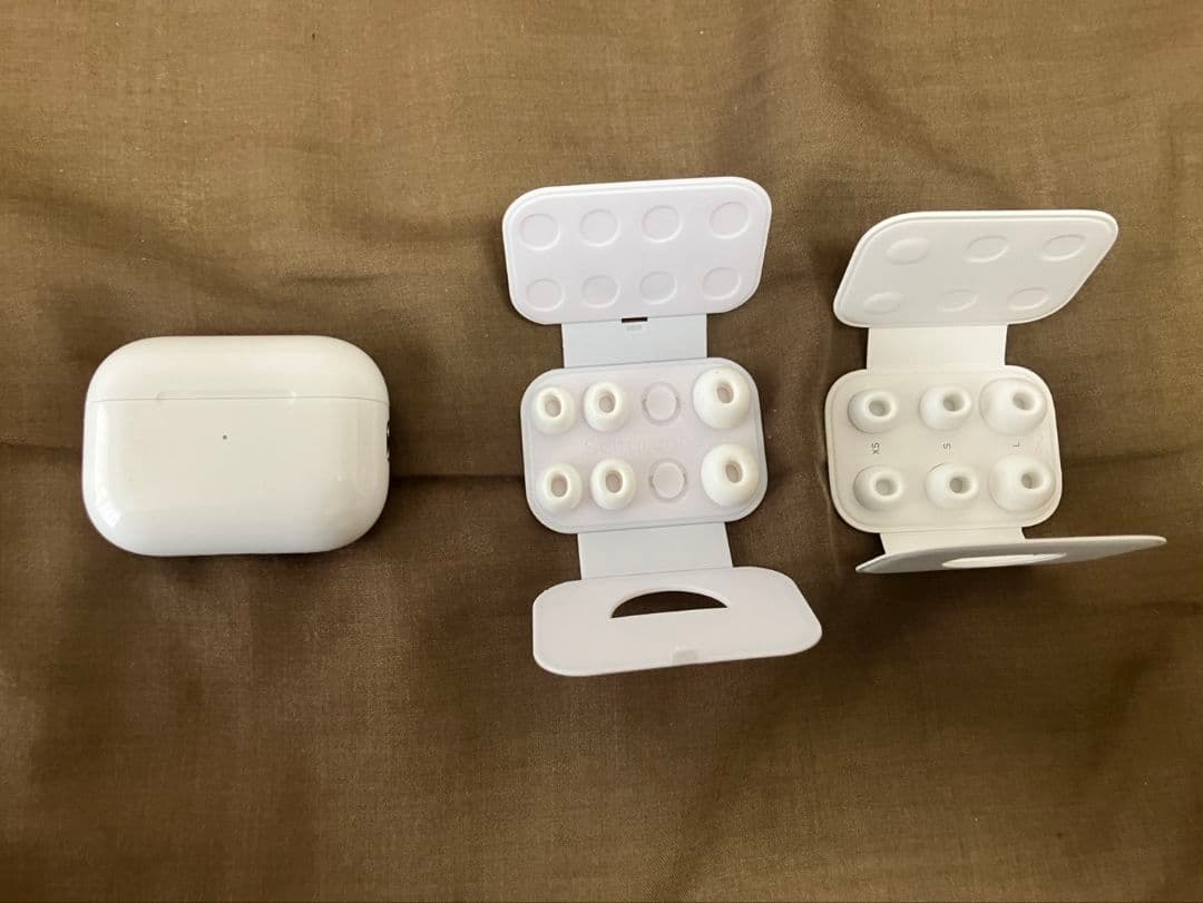 AirPods Pro 第2世代 美品 動作確認済みApple 正規品