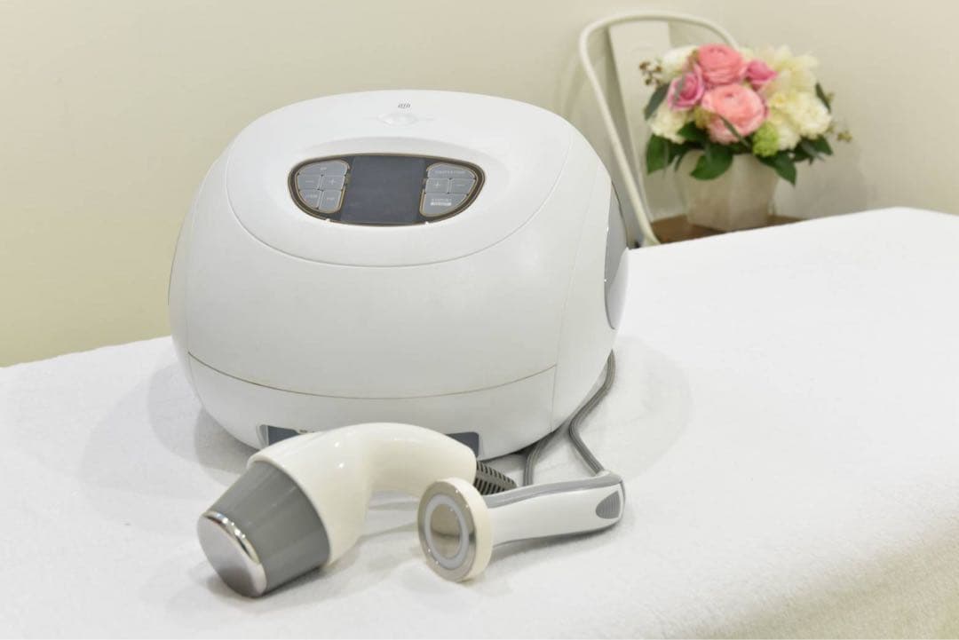 【美品・自宅使い可/業務用痩身マシン】キャビテーション＆ラジオ波Cavi Est