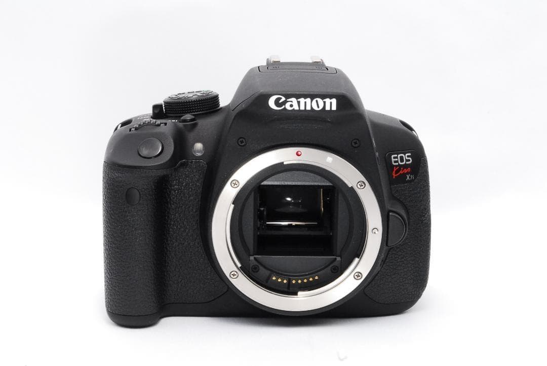 あこ ✨使用回数極少 ほぼ新品✨Canon Kiss X7iダブルレンズ