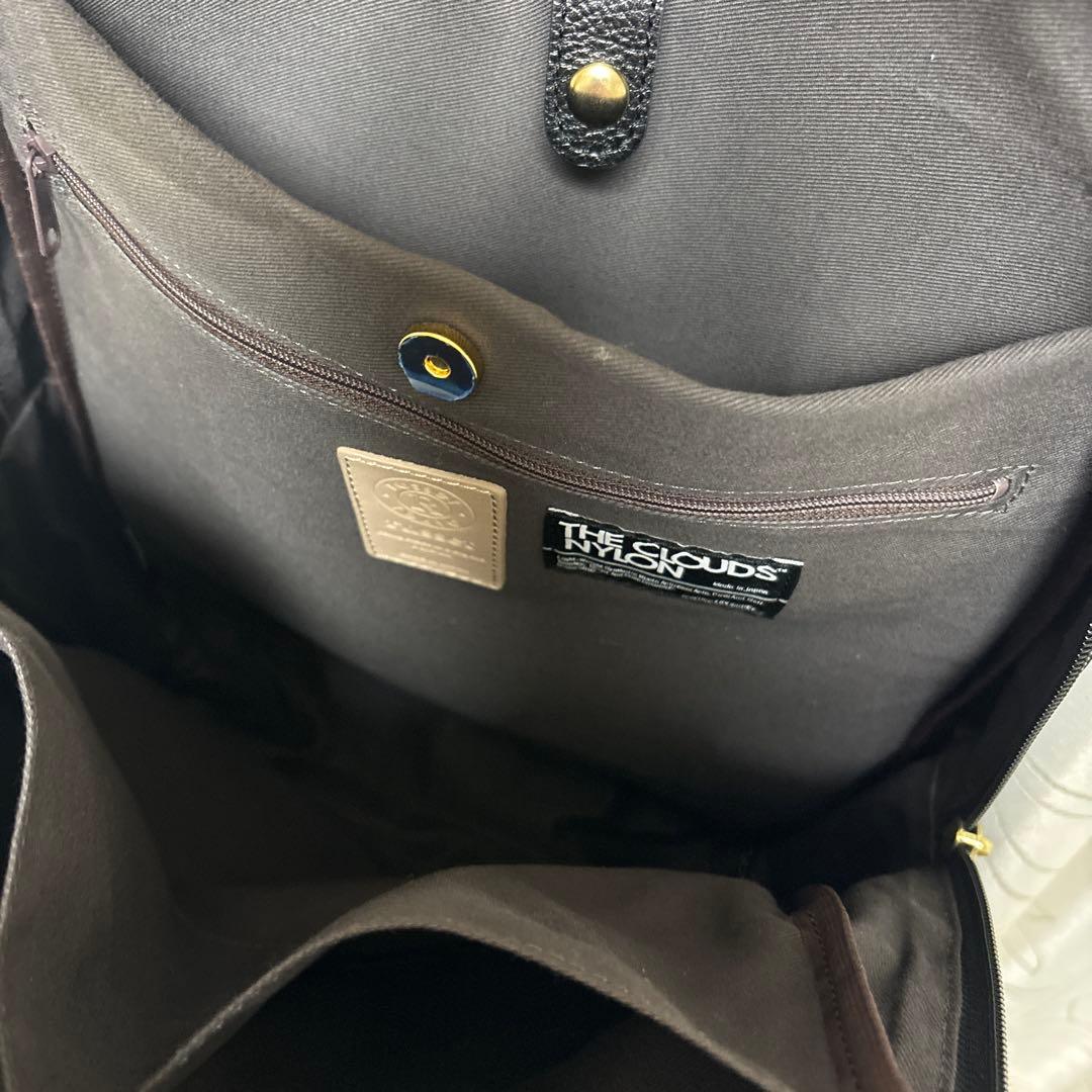 ほぼ未使用ラシットポケット多数A4&パソコン入るビジネスリュック