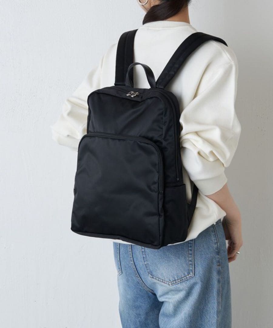 ほぼ未使用ラシットポケット多数A4&パソコン入るビジネスリュック