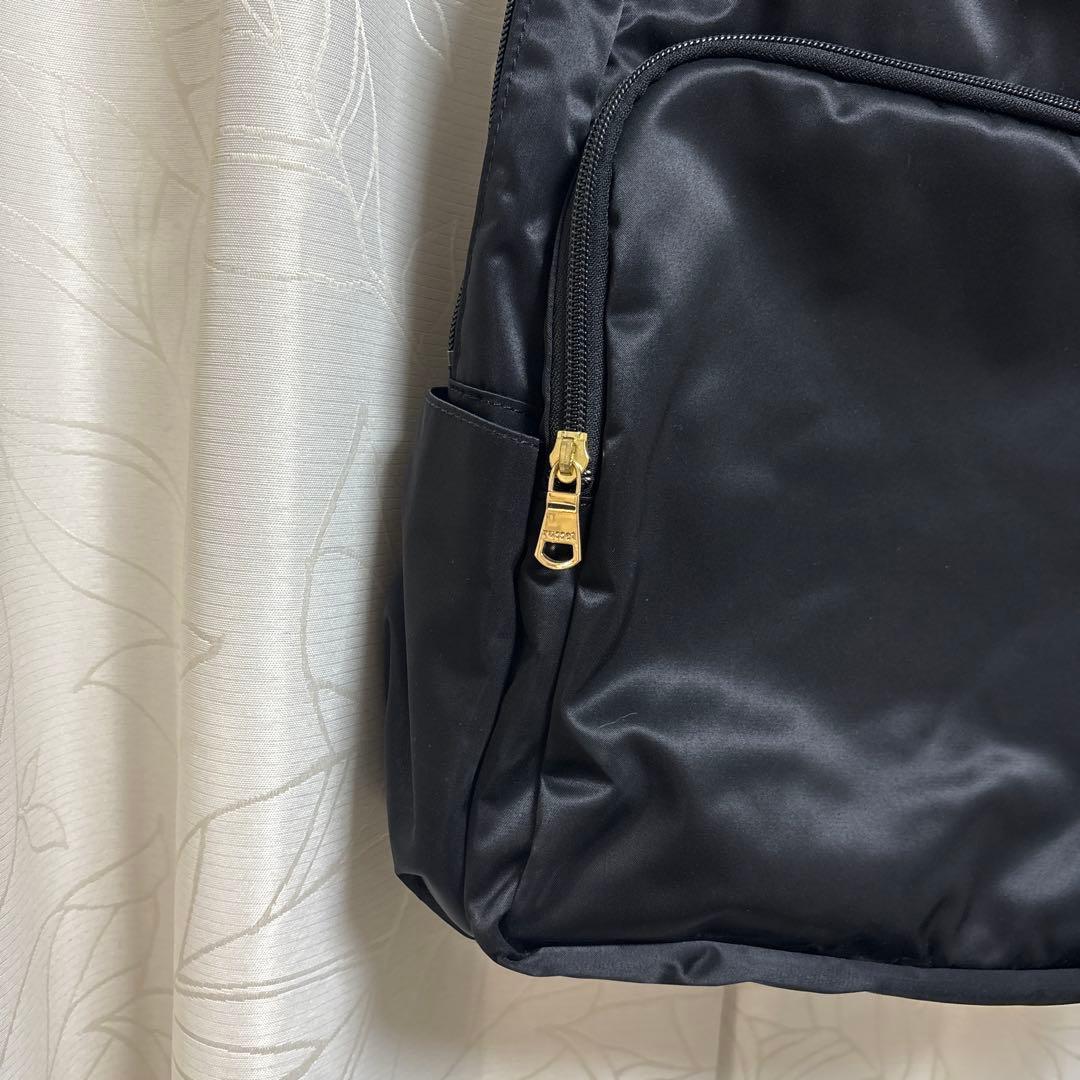 ほぼ未使用ラシットポケット多数A4&パソコン入るビジネスリュック