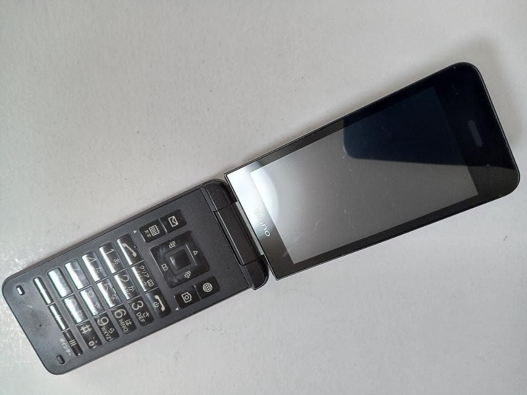 ☆ SoftBank DIGNO ケータイ4 A202KC ブラック