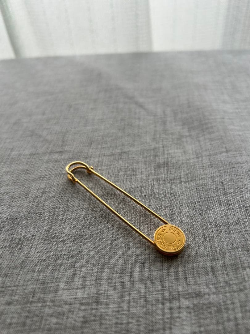 エルメス　セリエ ゴールド ピン ブローチ
