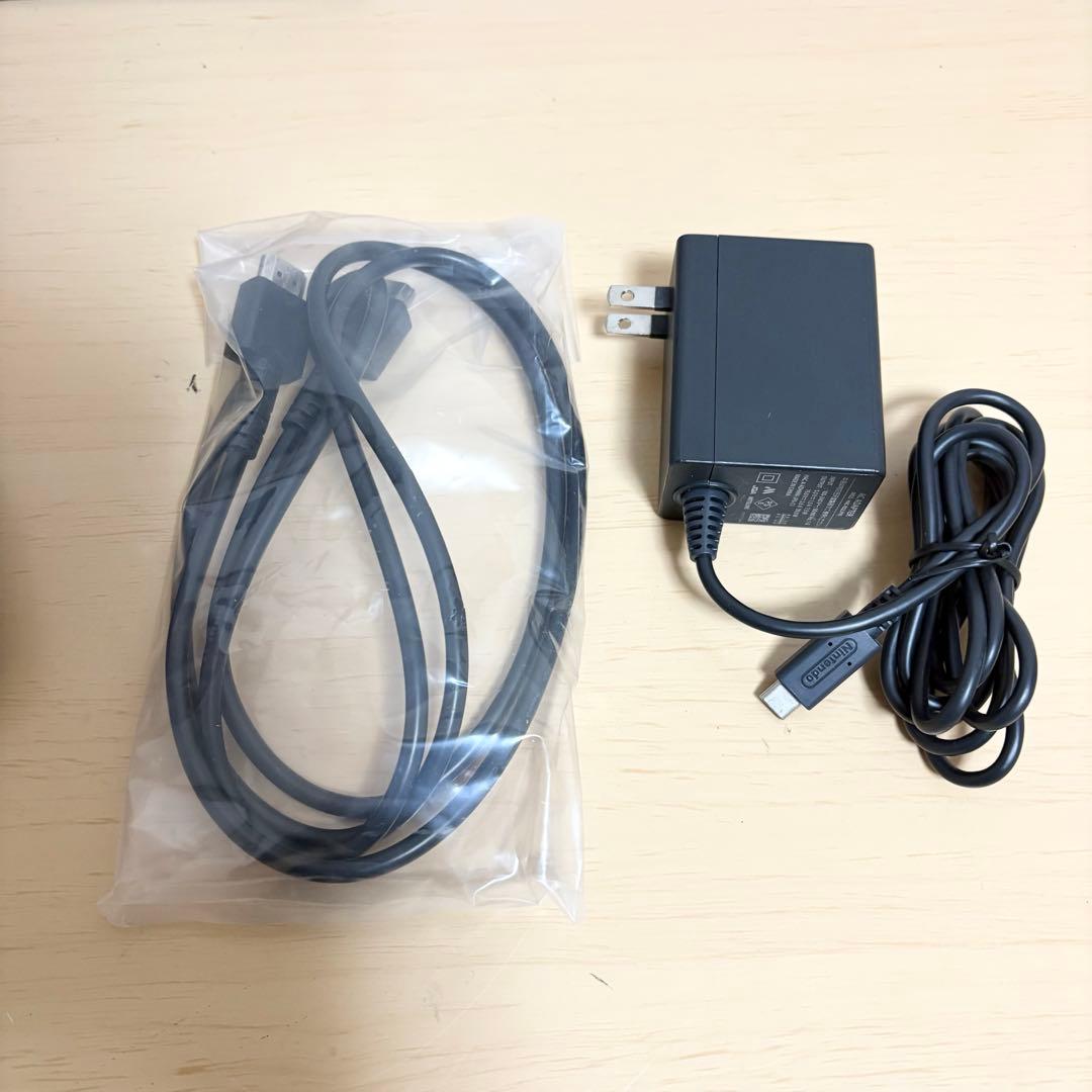 Nintendo Switch バッテリー強化版 2021年製 ジョイコンなし