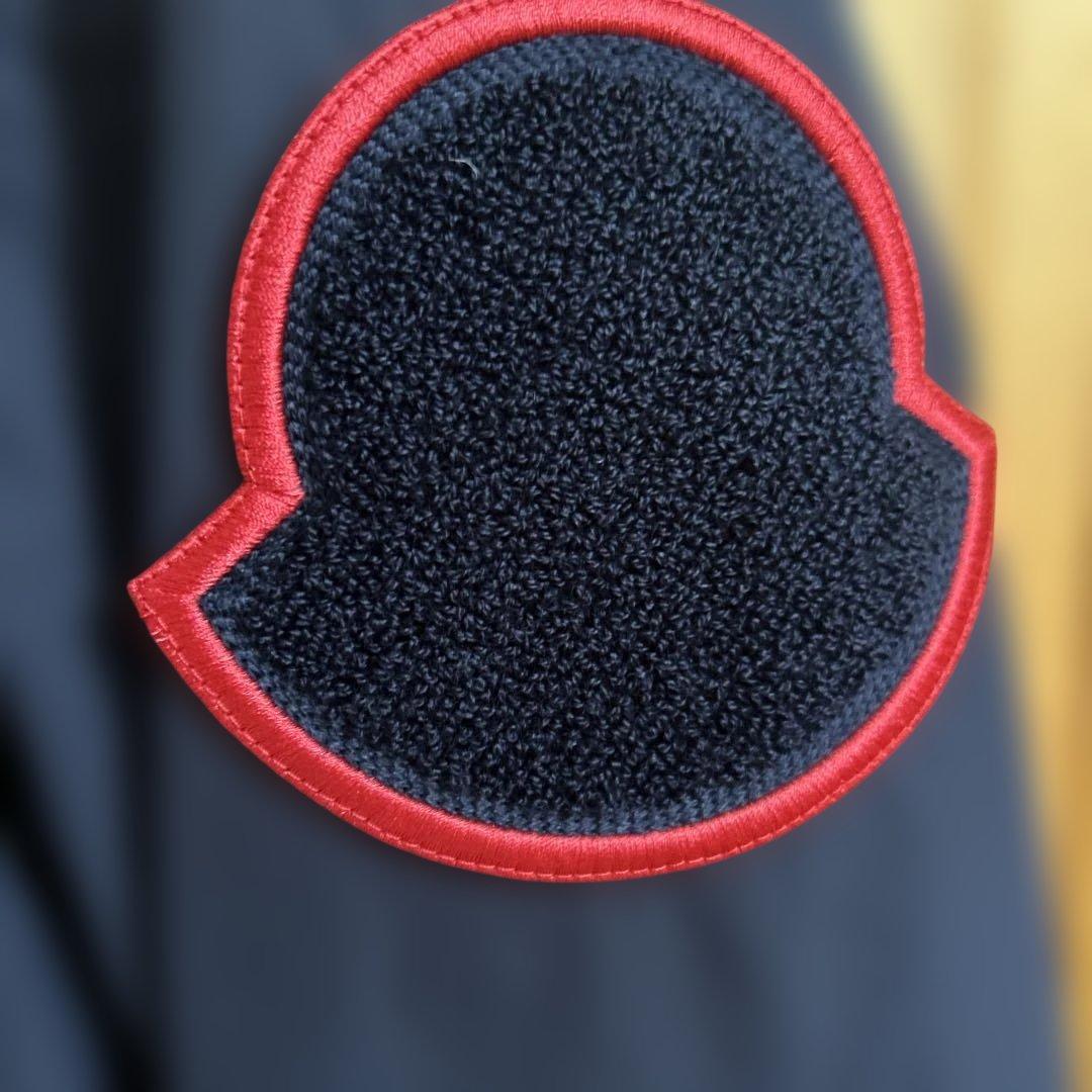 MONCLER ネイビー ボンバージャケット