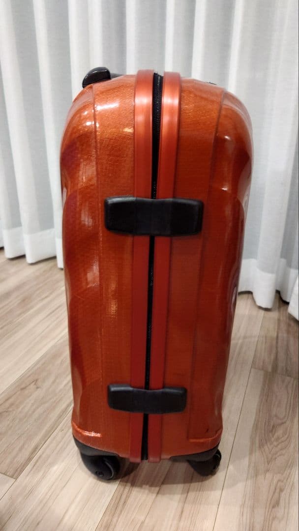 サムソナイトスーツケース　33L