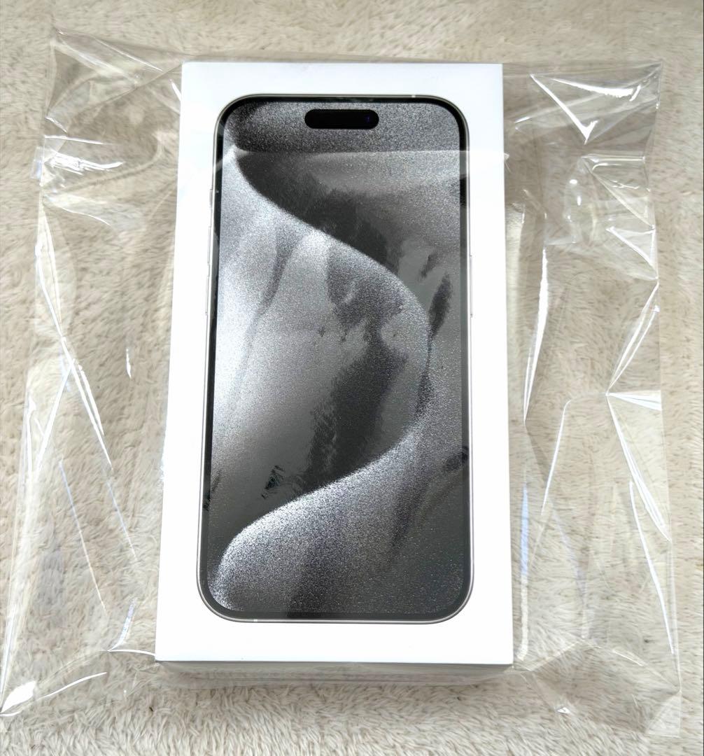 Apple iPhone 15Pro 125GB ホワイト本体