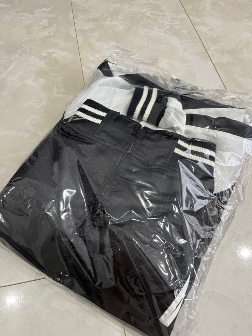 ベティ刺繍スカジャン