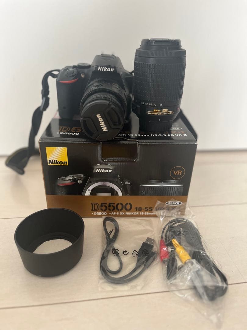 【Nikon D5500 】デジタル一眼レフダブルズームキット