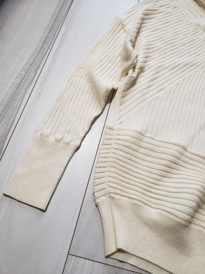 MORABITO 薄手変形ニット