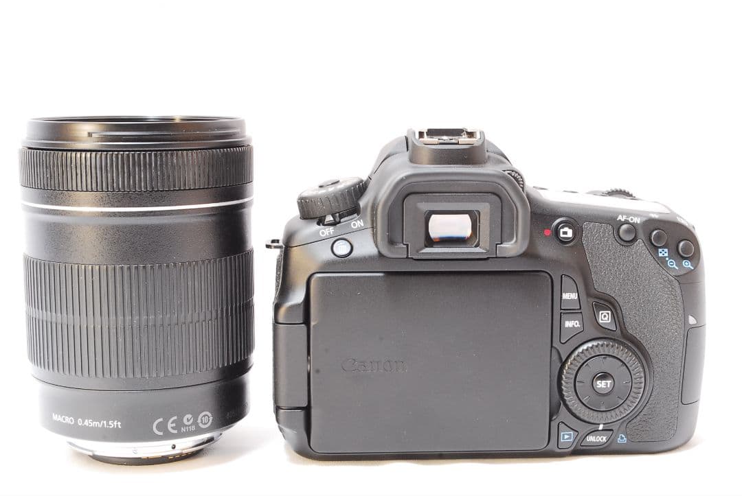 万能レンズつき✨超美品✨️Canon EOS 60D✨スマホ転送OK 付属品充実