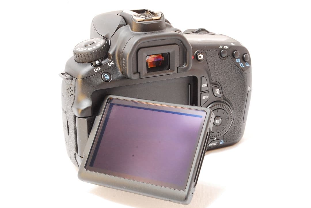 万能レンズつき✨超美品✨️Canon EOS 60D✨スマホ転送OK 付属品充実