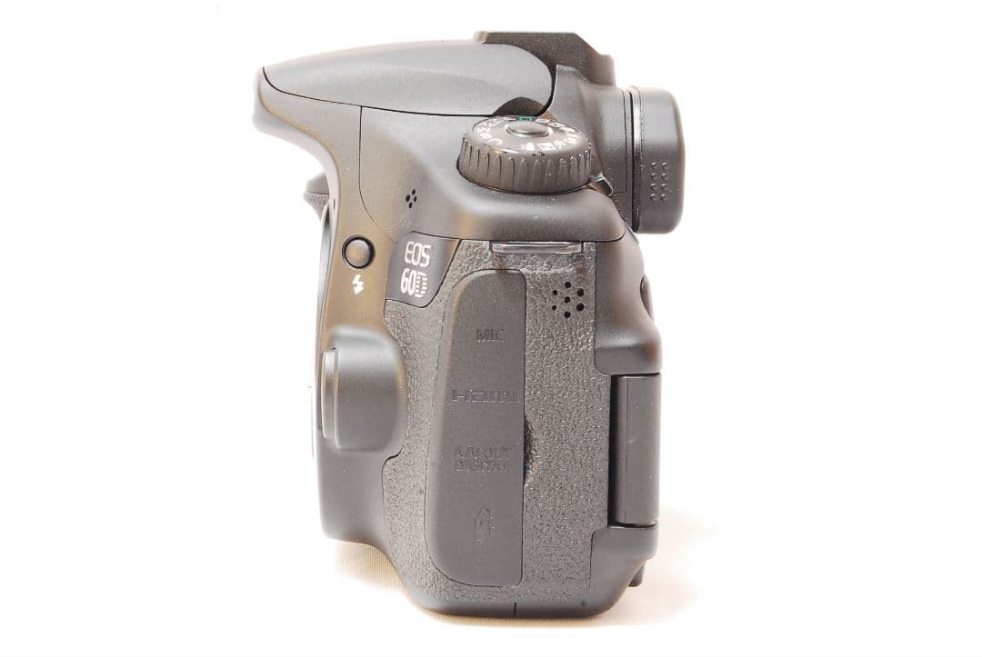 万能レンズつき✨超美品✨️Canon EOS 60D✨スマホ転送OK 付属品充実