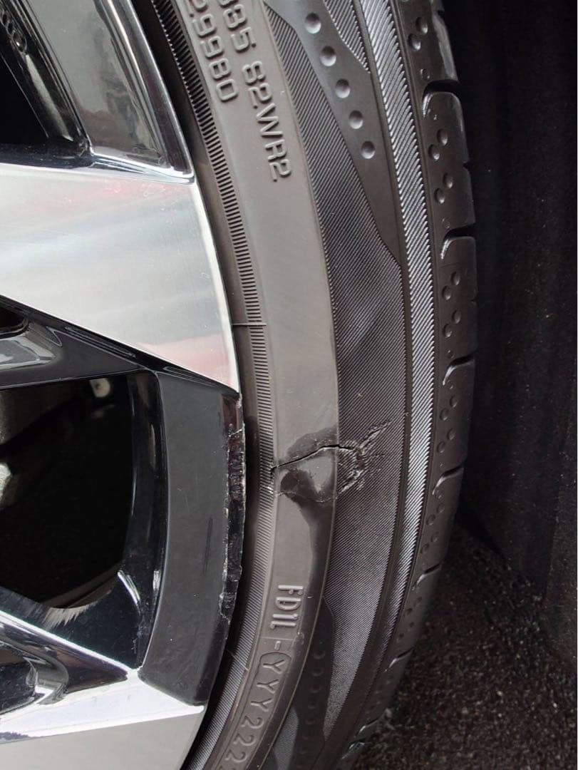 専用です。MODELLISTA 20インチホイール & 245/40R20