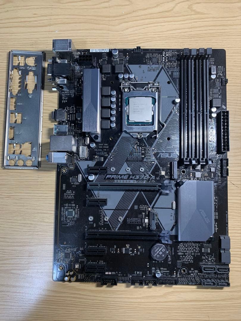 ASUS PRIME H370-A マザーボード とi7 8700