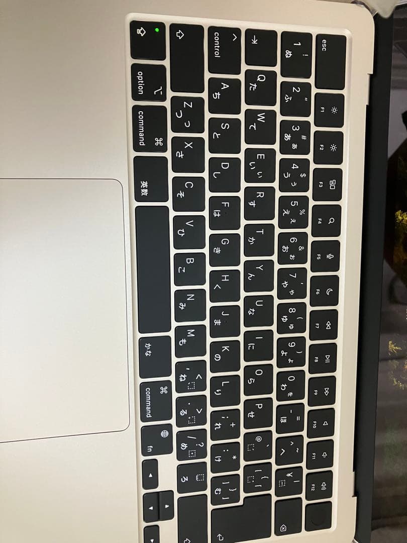MacBook air スターライト 16gb 256gb 13インチ　M2