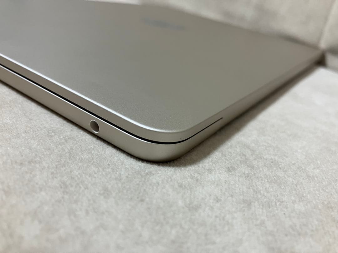 MacBook air スターライト 16gb 256gb 13インチ　M2