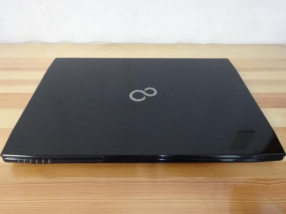 富士通 ノートパソコン LIFEBOOK WA1/M/中古特価良品