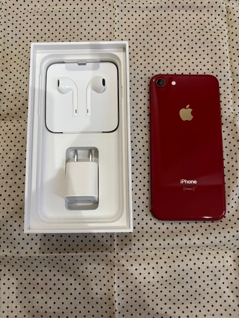 iPhone8 64G 本体　イヤホン　コンセント