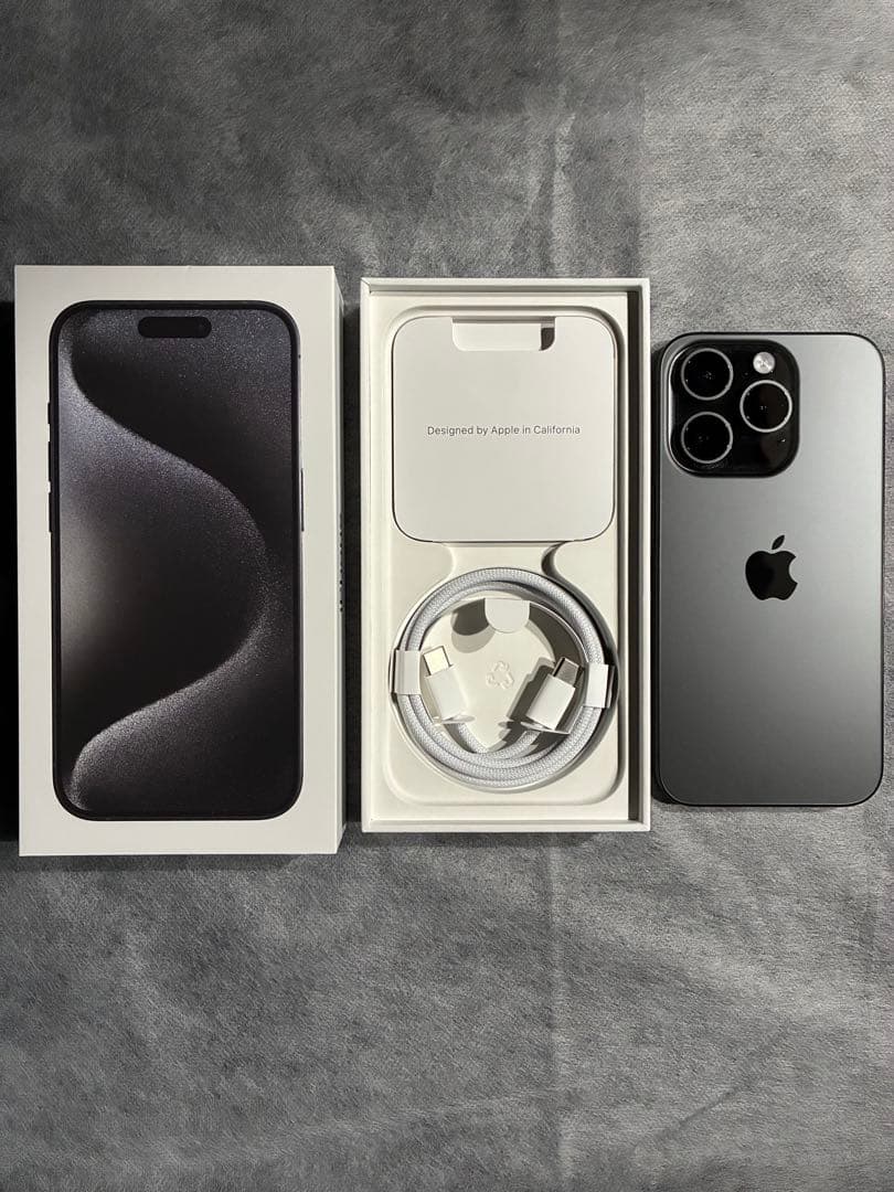 iPhone 15pro 128GB ブラックチタニウム　SIMフリー