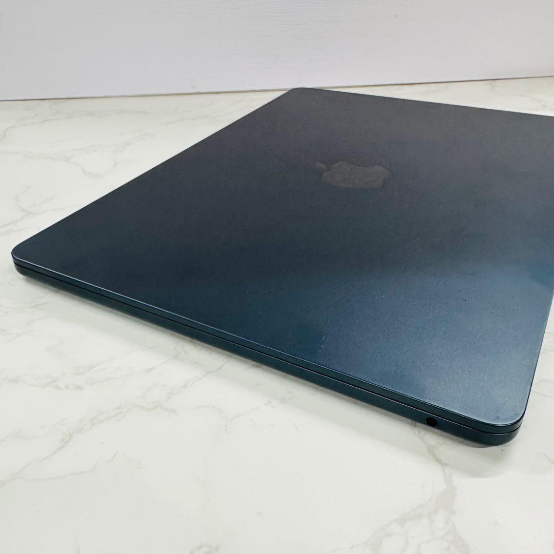 MacBook Air 13インチ 2022 M2 16GB 256GB