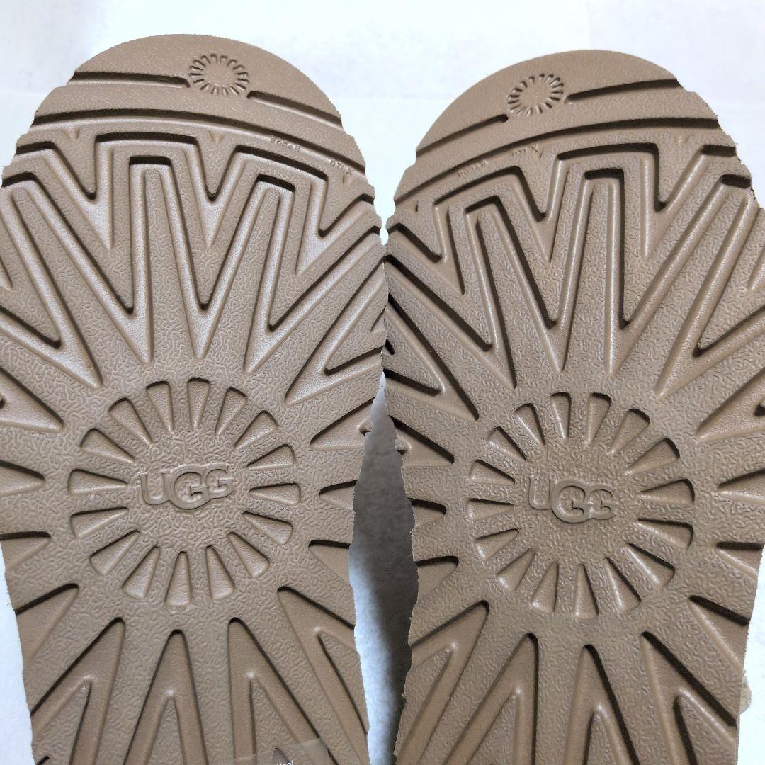 【未使用級】UGG アグ　クラシック スリッパ　25cm ムートン　スリッポン