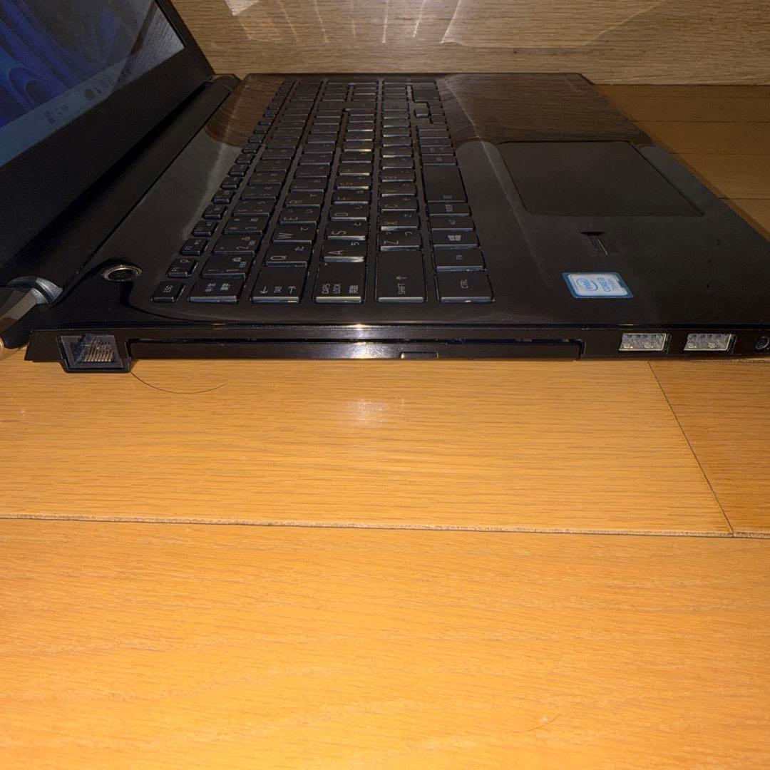 美品 東芝Dynabook T55/CB i3-7100U SSD512GB