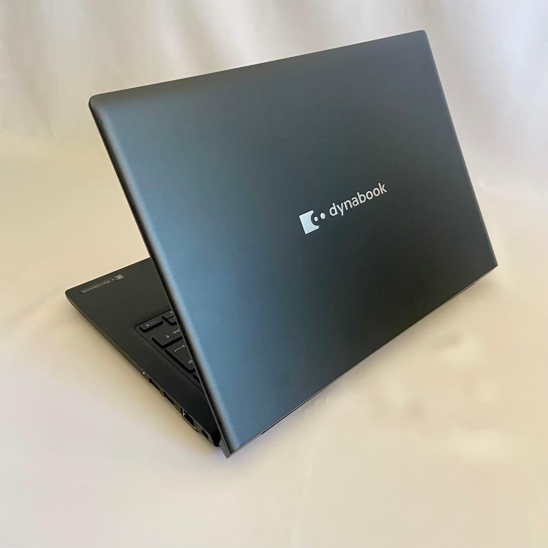 Windows11 13.3型 i5薄型 dynabookノートパソコン カメラ