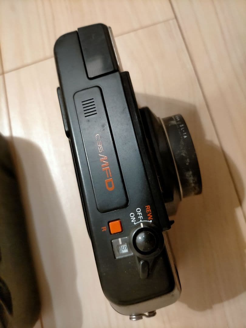 【昭和レトロ】コニカ アナログカメラ フィルムカメラ ジャンク オブジェに　希少