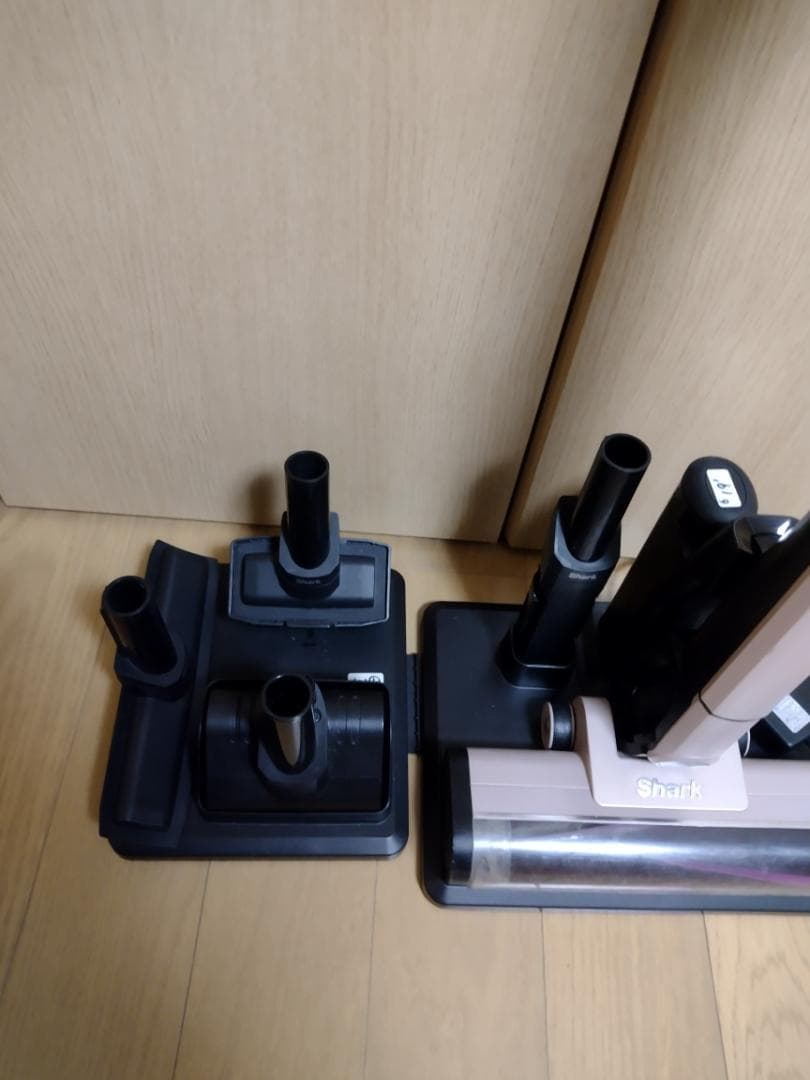 シャーク★コードレスクリーナー★CS601JPK★バッテリー新品と同等★