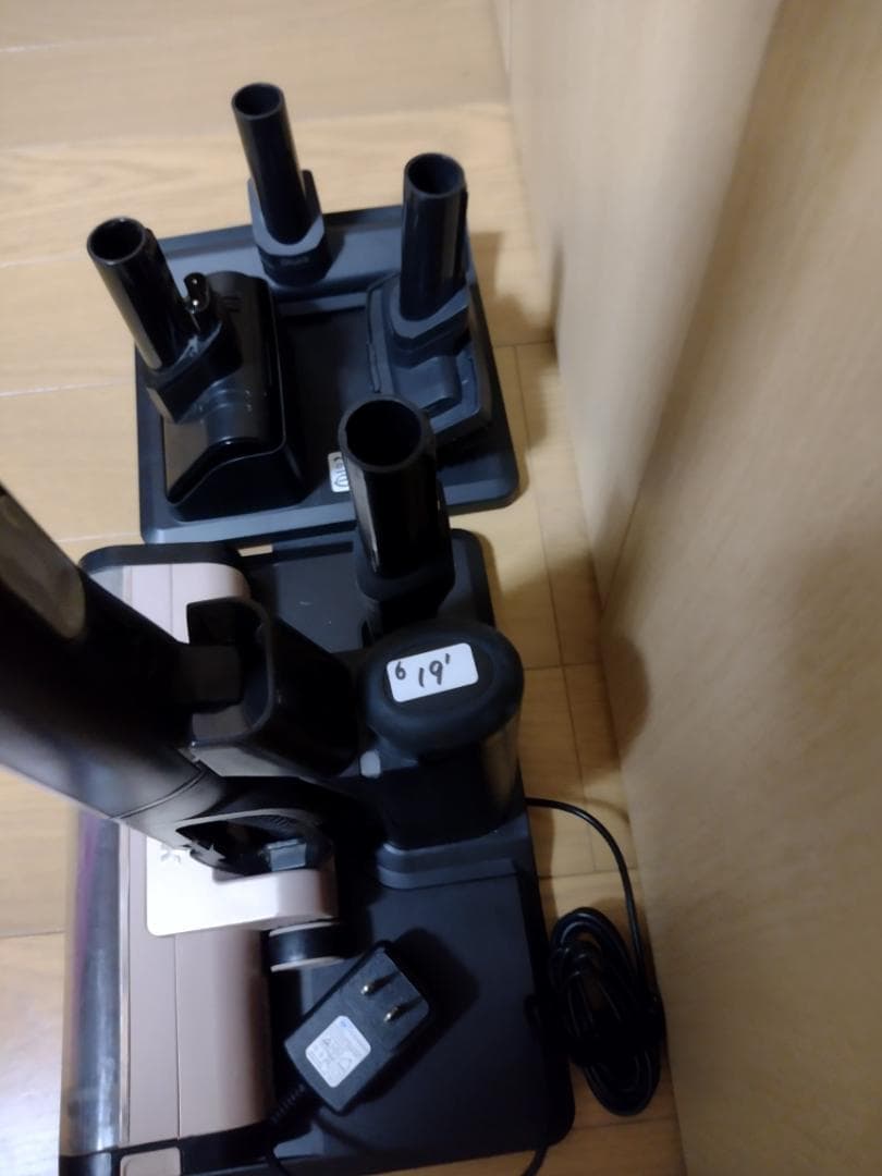 シャーク★コードレスクリーナー★CS601JPK★バッテリー新品と同等★