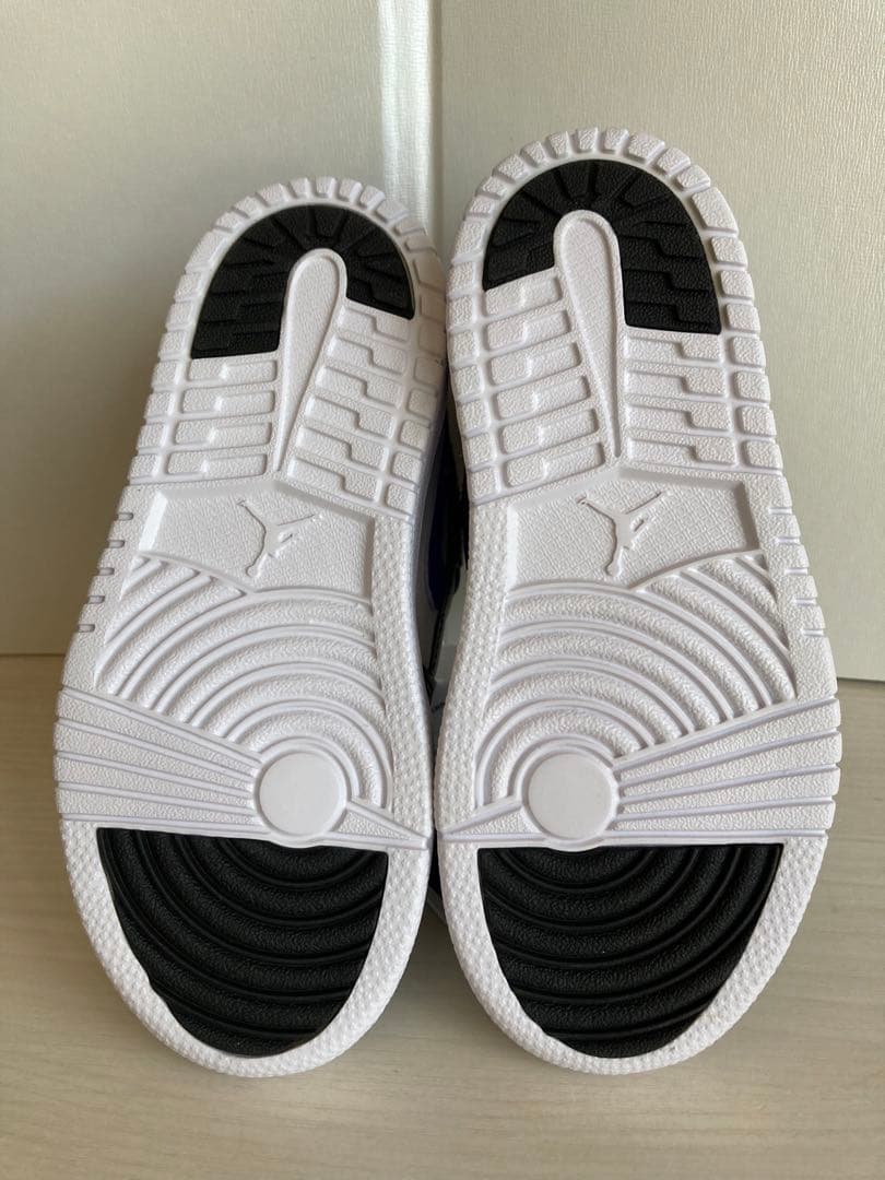 NIKE エア　ジョーダン　1 MID ALT JORDAN ナイキ　キッズ