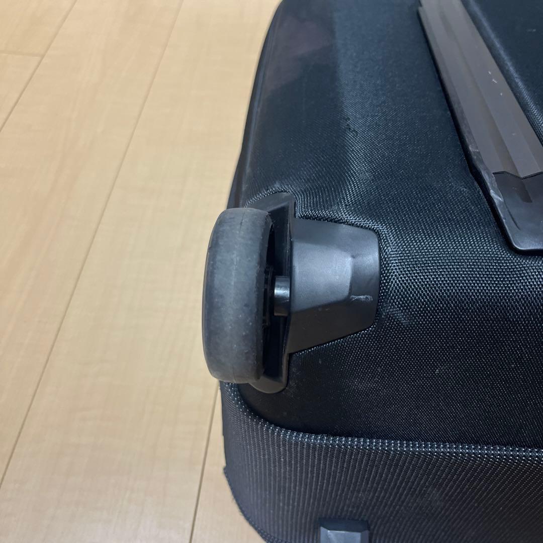 旅行かばん・小分けバッグ Thule Crossover2 wheeled duffel bag 76cm