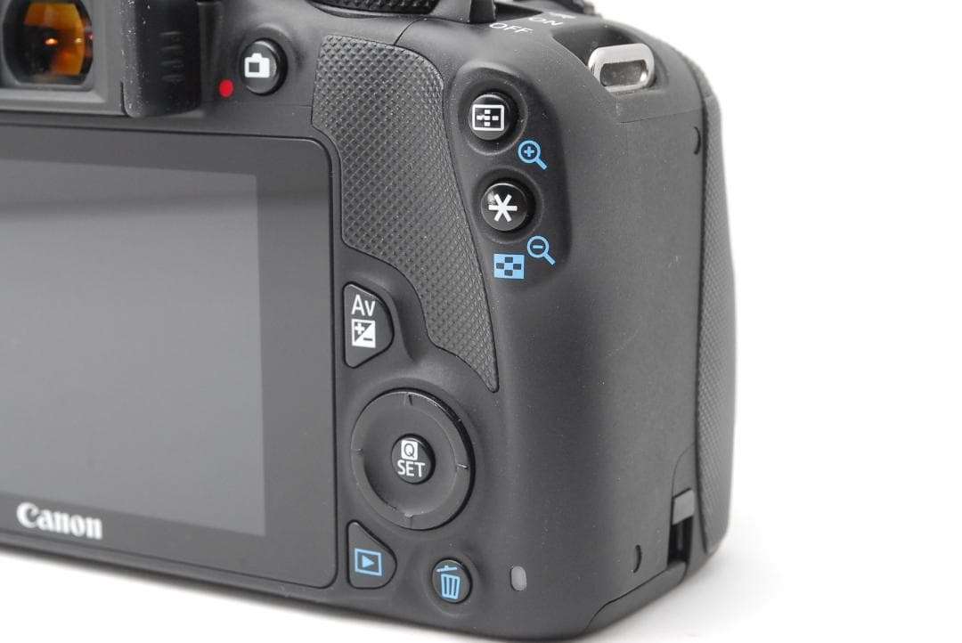 【美品　ショット数新品級】Canon Kiss X7　スマホ転送　最軽量一眼レフ