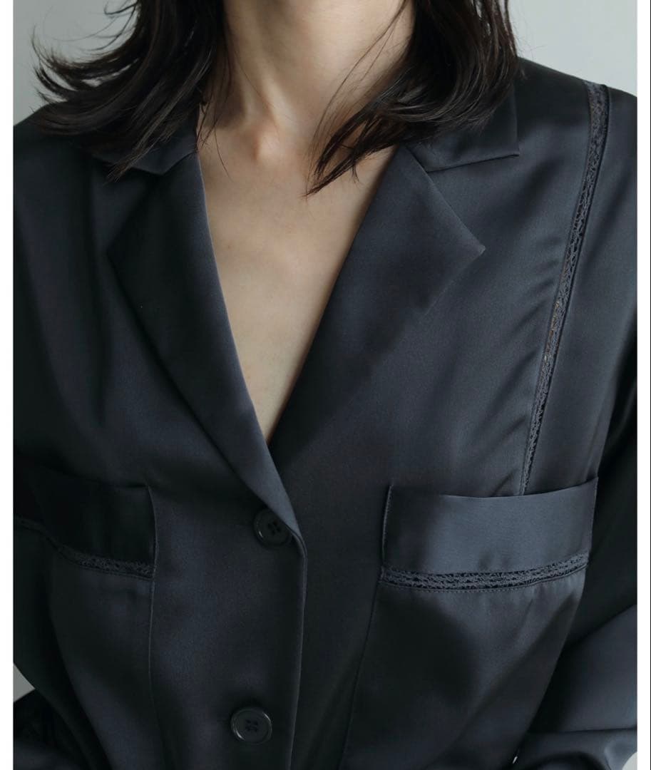 新品未使用anuke アンヌークSatin Tailored Shirts