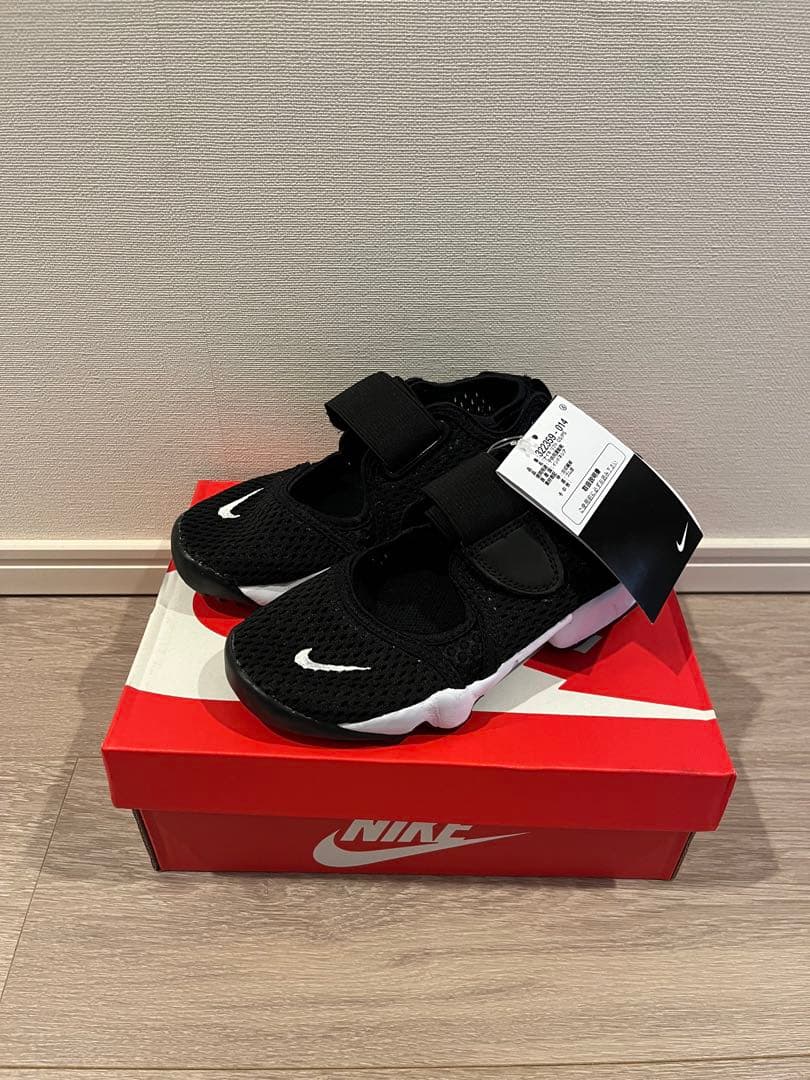 【新品未使用】NIKE エアリフト19㎝ キッズ ブラック