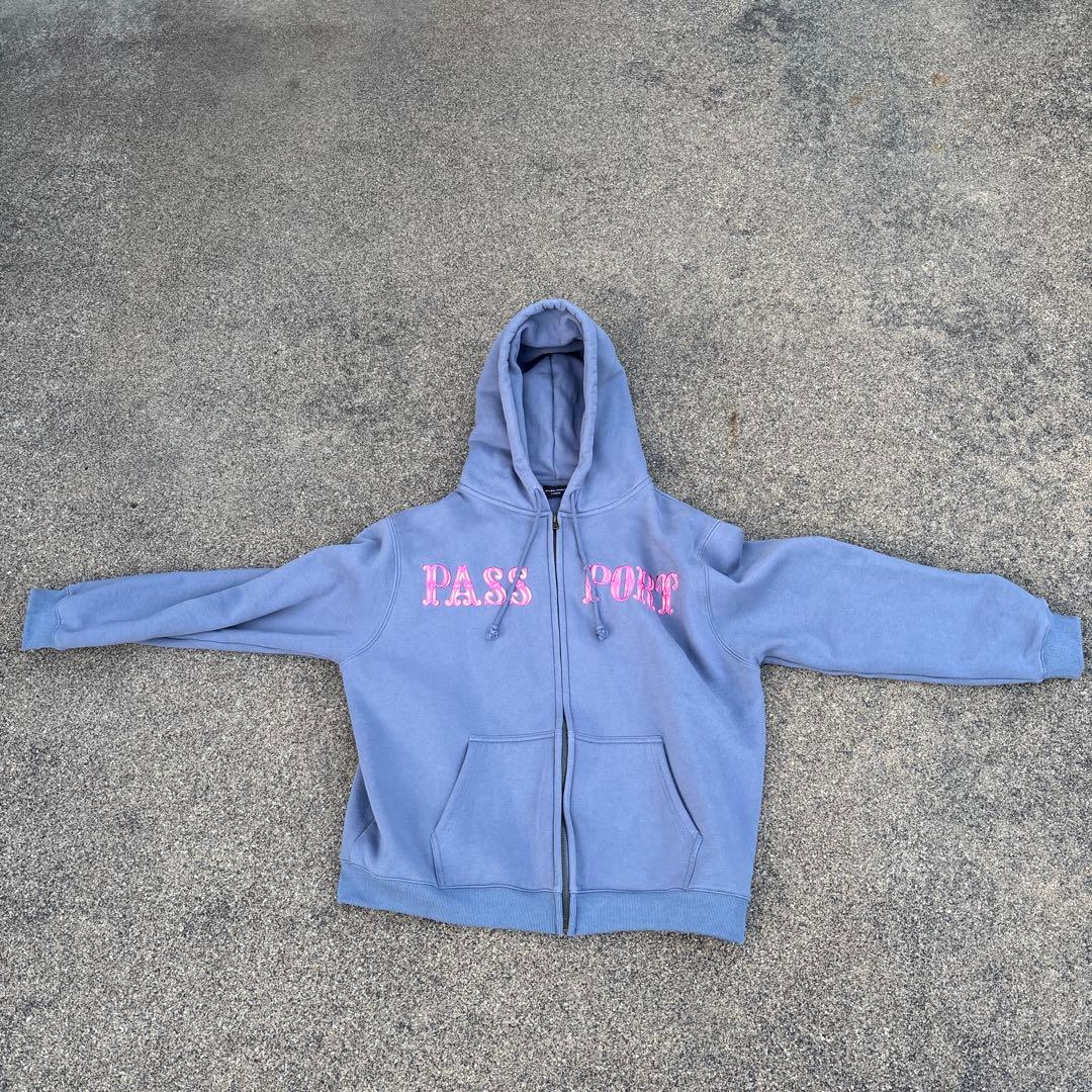 PASS-PORT ライトブルーパーカー L