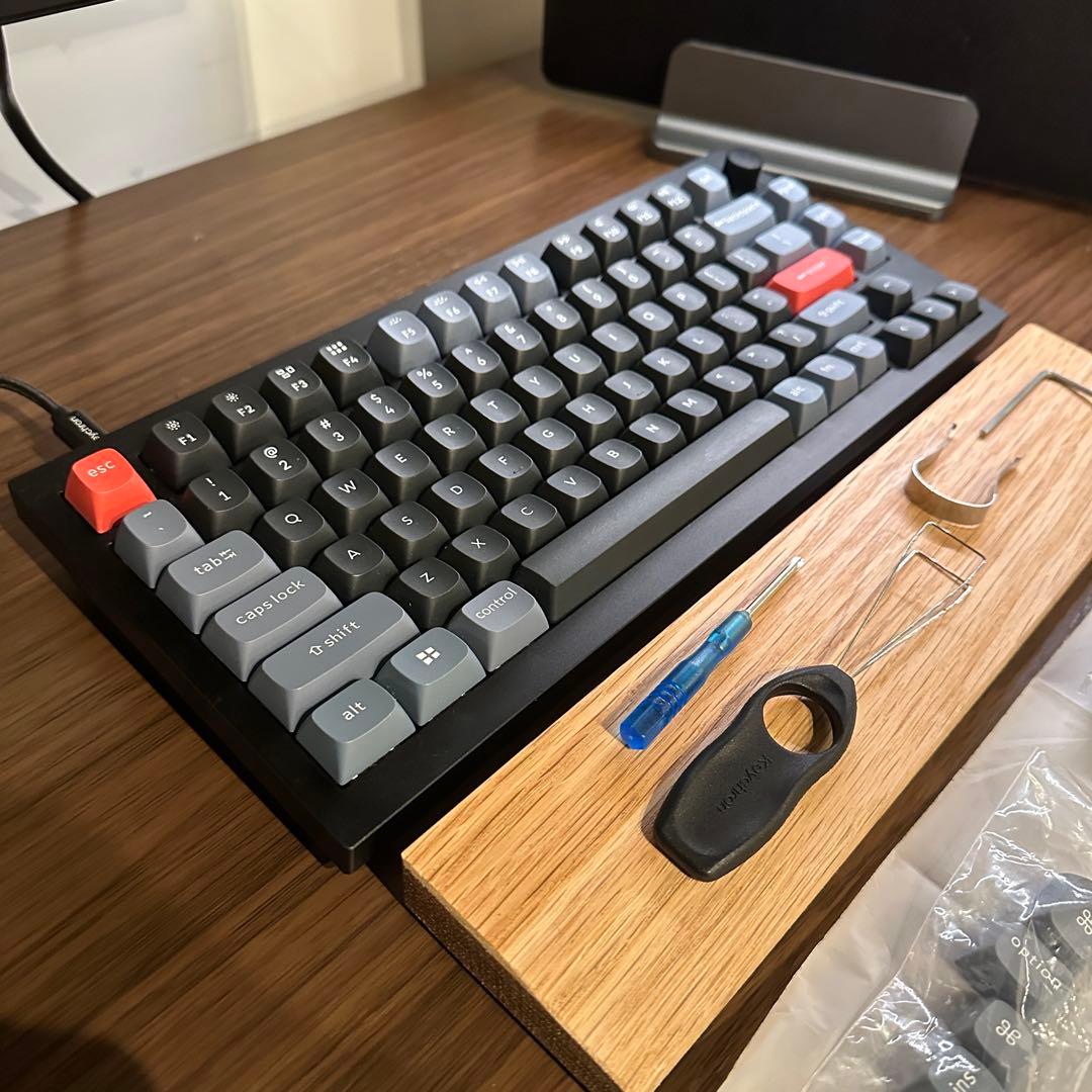 【超静音カスタム】Keychron Q1 V2 ノブ付き＋天然木パームレスト