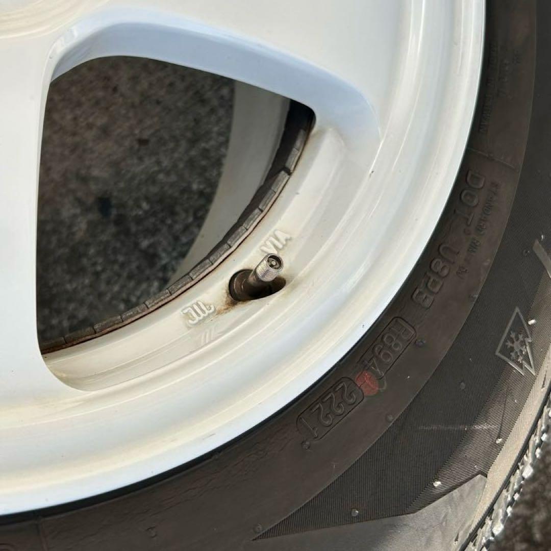 白ホイール　4x4Engineering Off Performance 16㌅