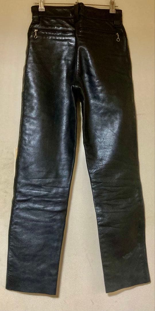 デ*君様 本日のみお値引きVANSON 革パン　28