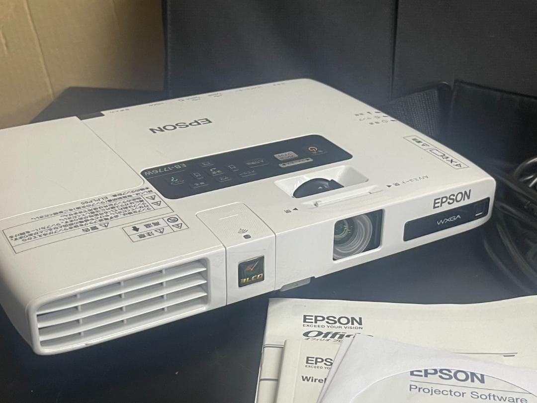 EPSON EB-1776W プロジェクター 117時間