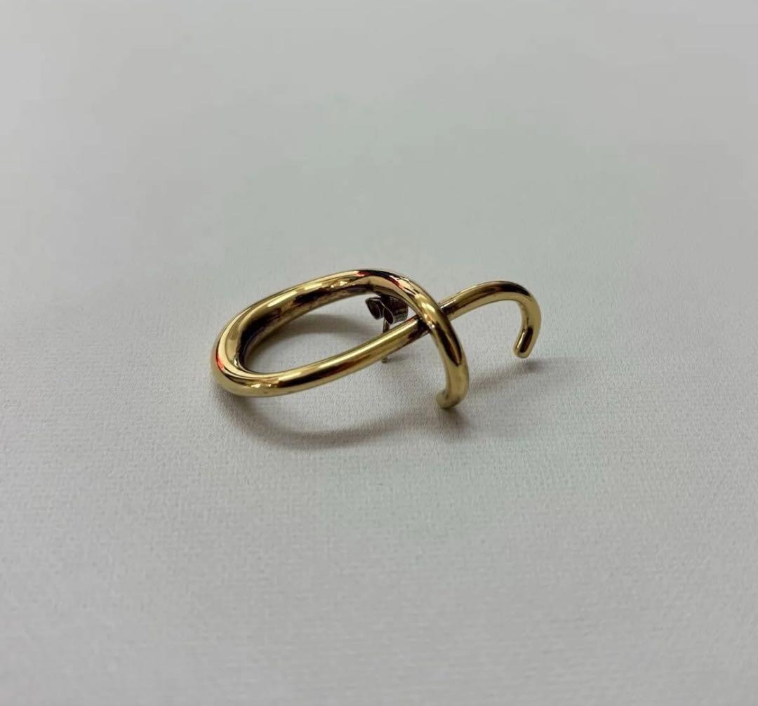 Charlotte Chesnais Criss Cross ピアス