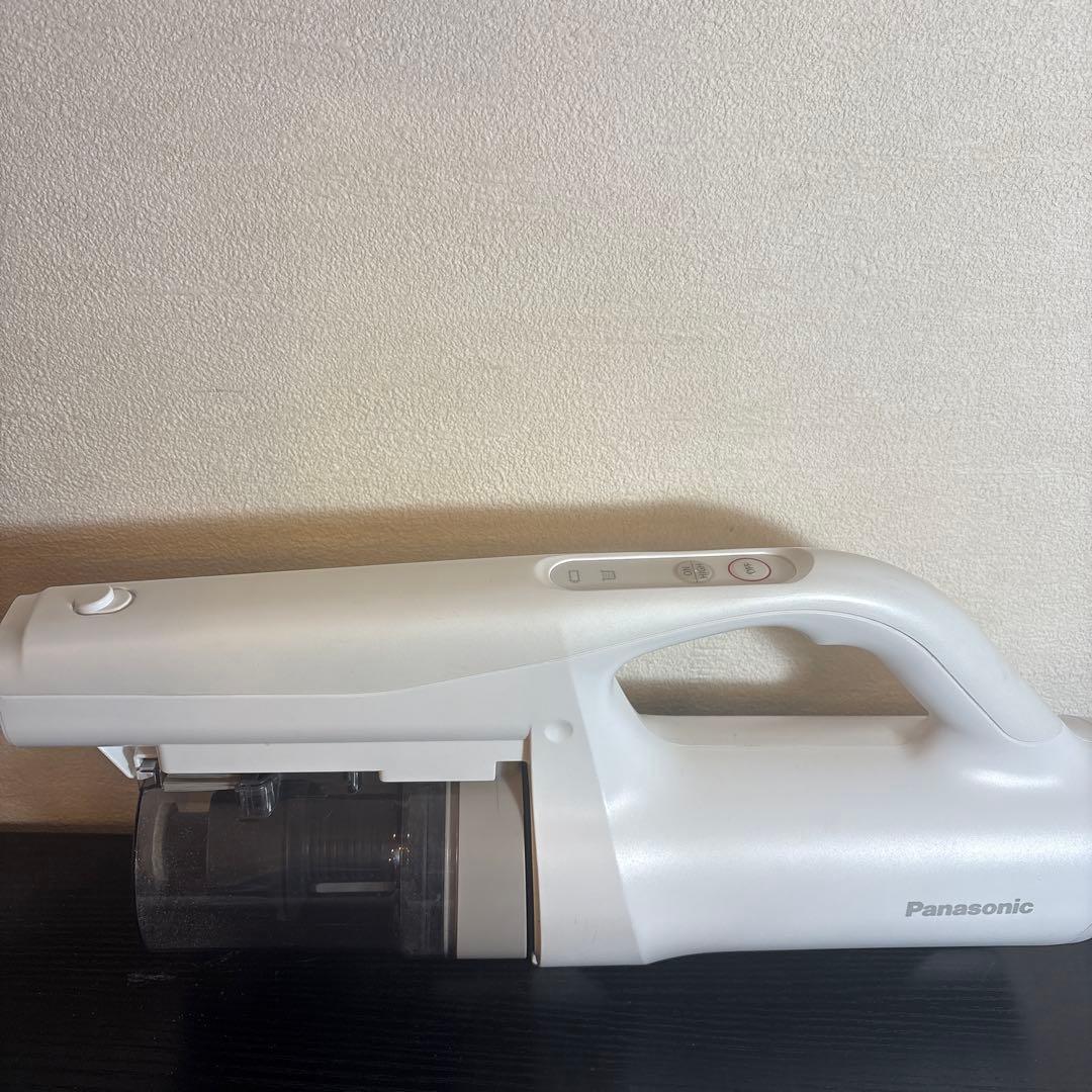 Panasonic 充電式掃除機 MC-SB32J 2022年製 中古