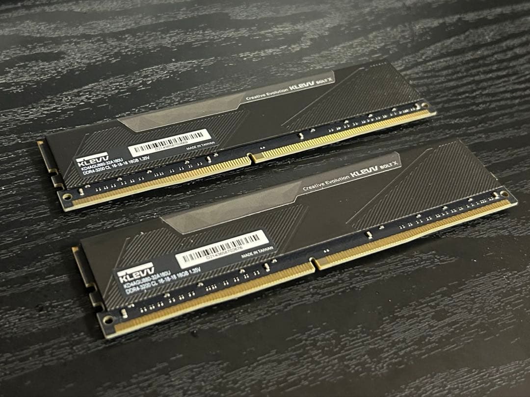 ゲーミング メモリ PC4-25600 DDR4 3200 16GB x 2枚