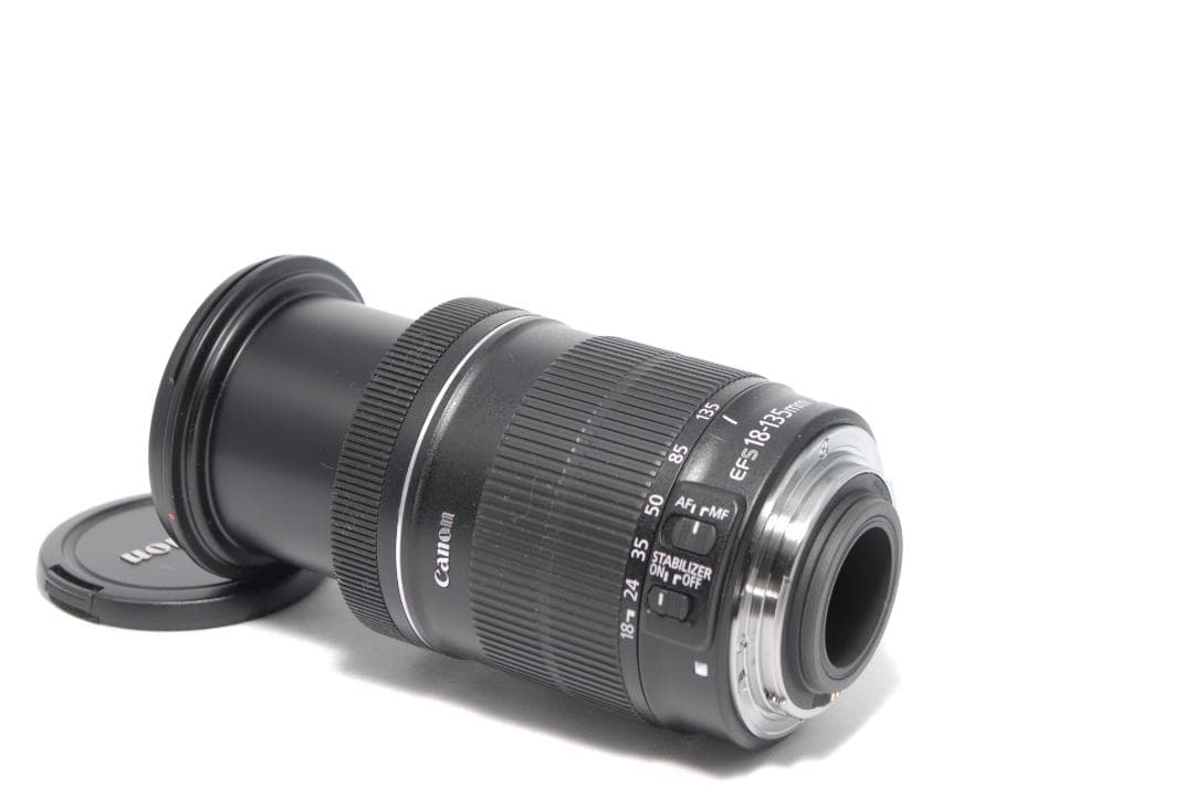 ✨美品✨Canon EF-S 18-135mm F3.5-5.6 IS✨