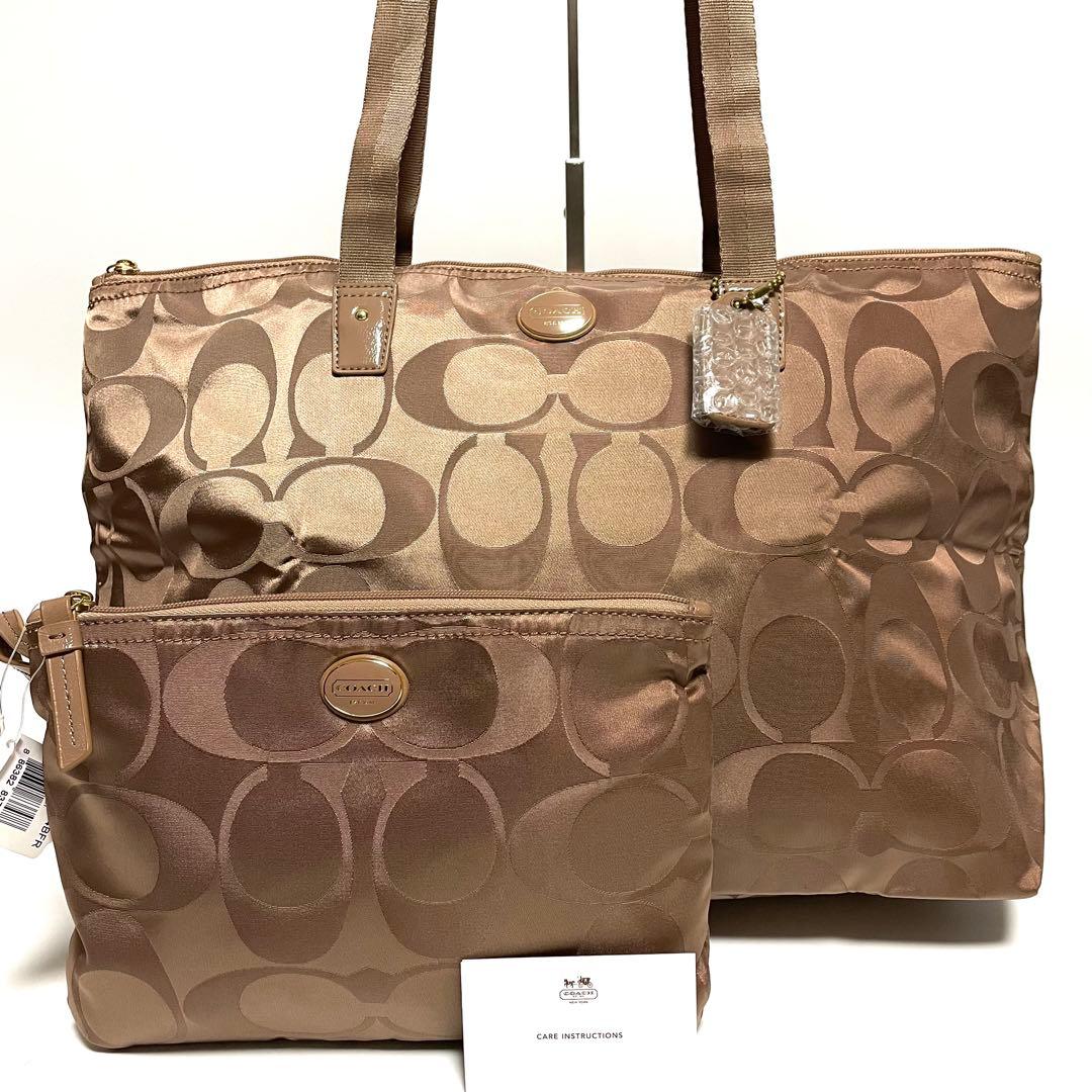✨新品未使用✨COACH 折りたたみエコバッグ トートバッグ ポーチ付き