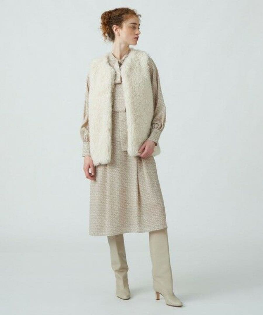 【美品】TOMORROWLAND Ballsey プードルファークルーネックジレ