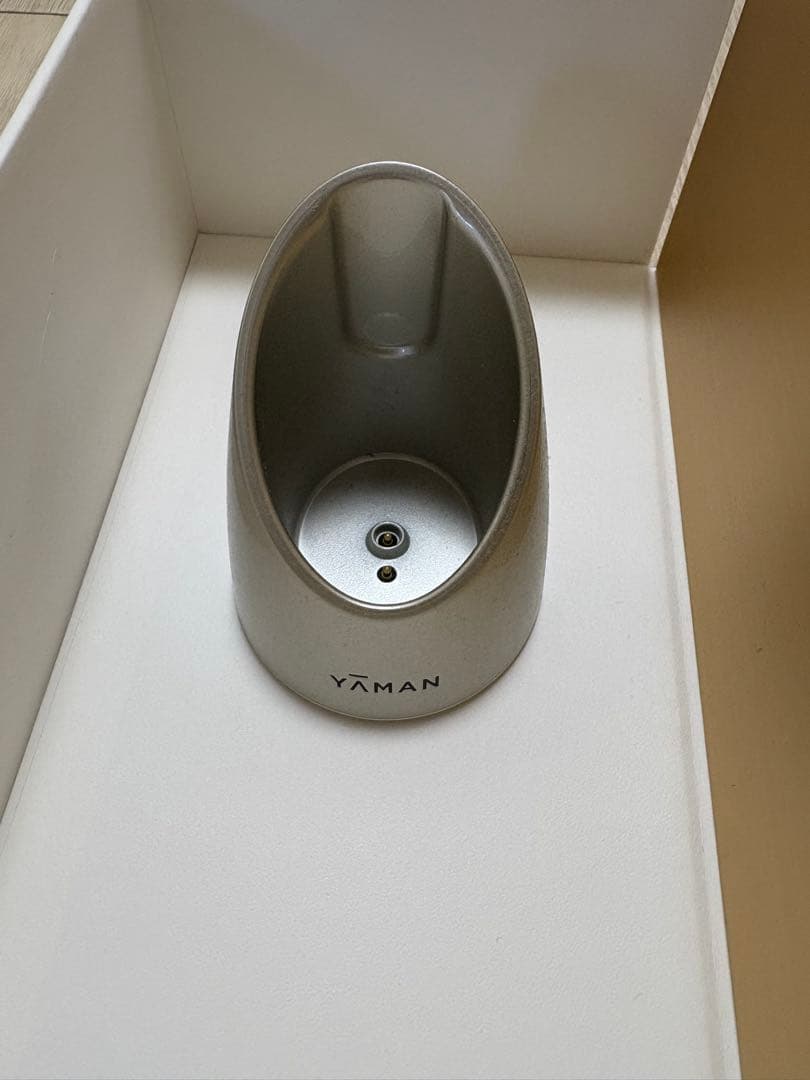 【2〜3回使用】YJFM18N RF美顔器 フォトプラス シャイニー ネオ